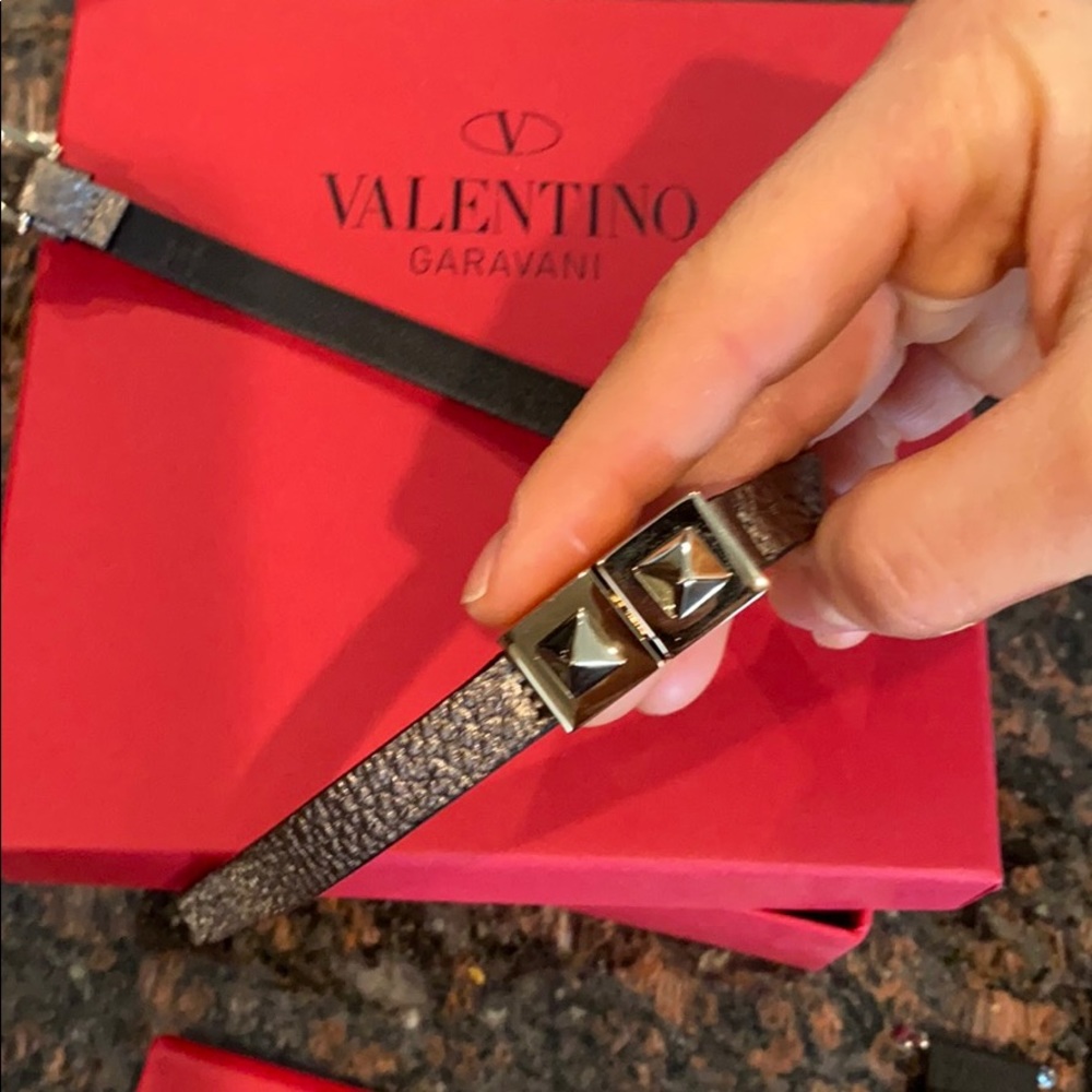 Valentino double wrap bracelet in pewter color